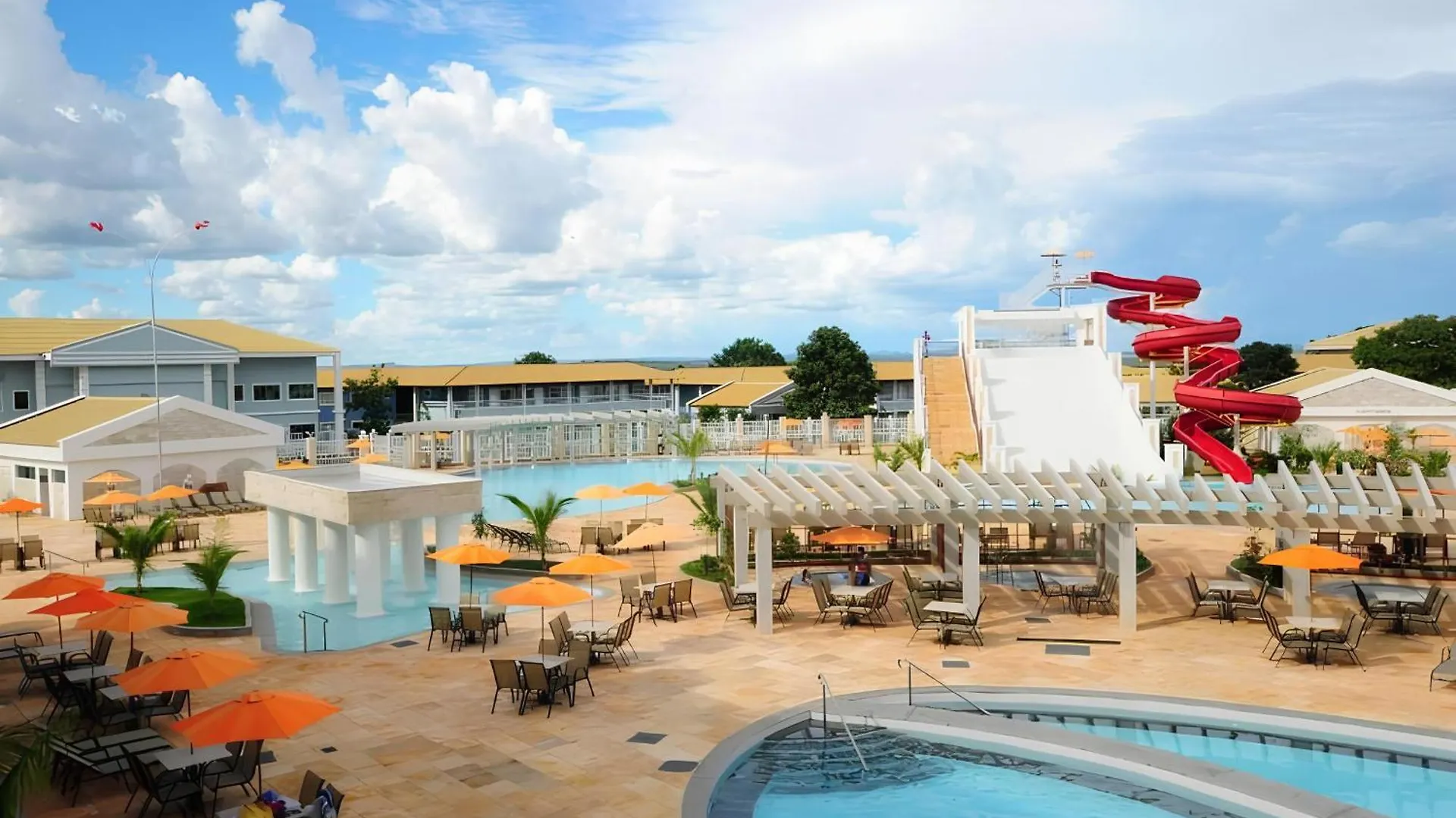 Aparthotel L'Acqua Diroma I - II -Iii - IV E V- Temporada Cn Adriele à Caldas Novas 0*,  Brésil